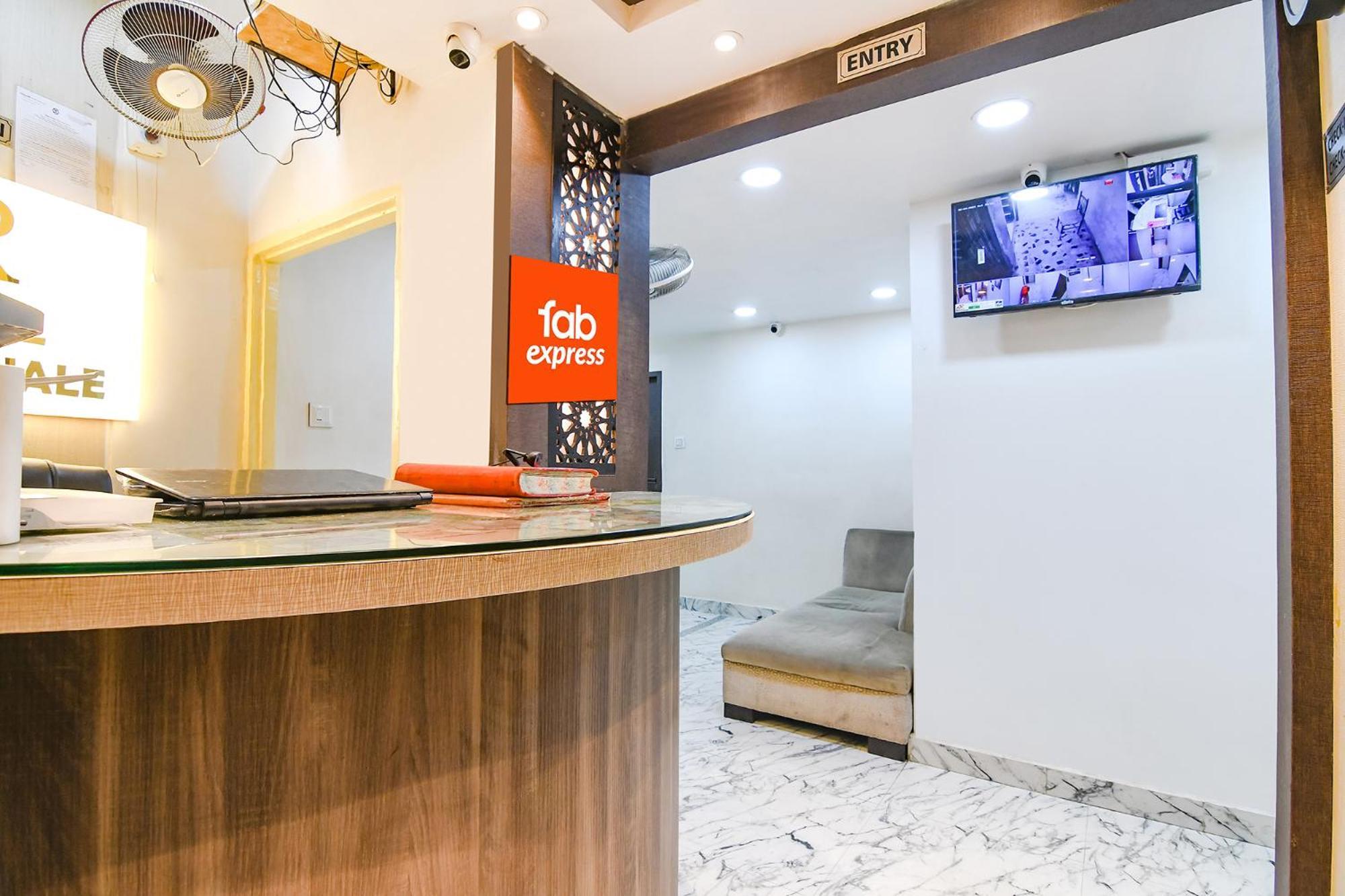 Hotel Fabexpress Sr Royale - Nr Sealdah Station Calcuta Exterior foto