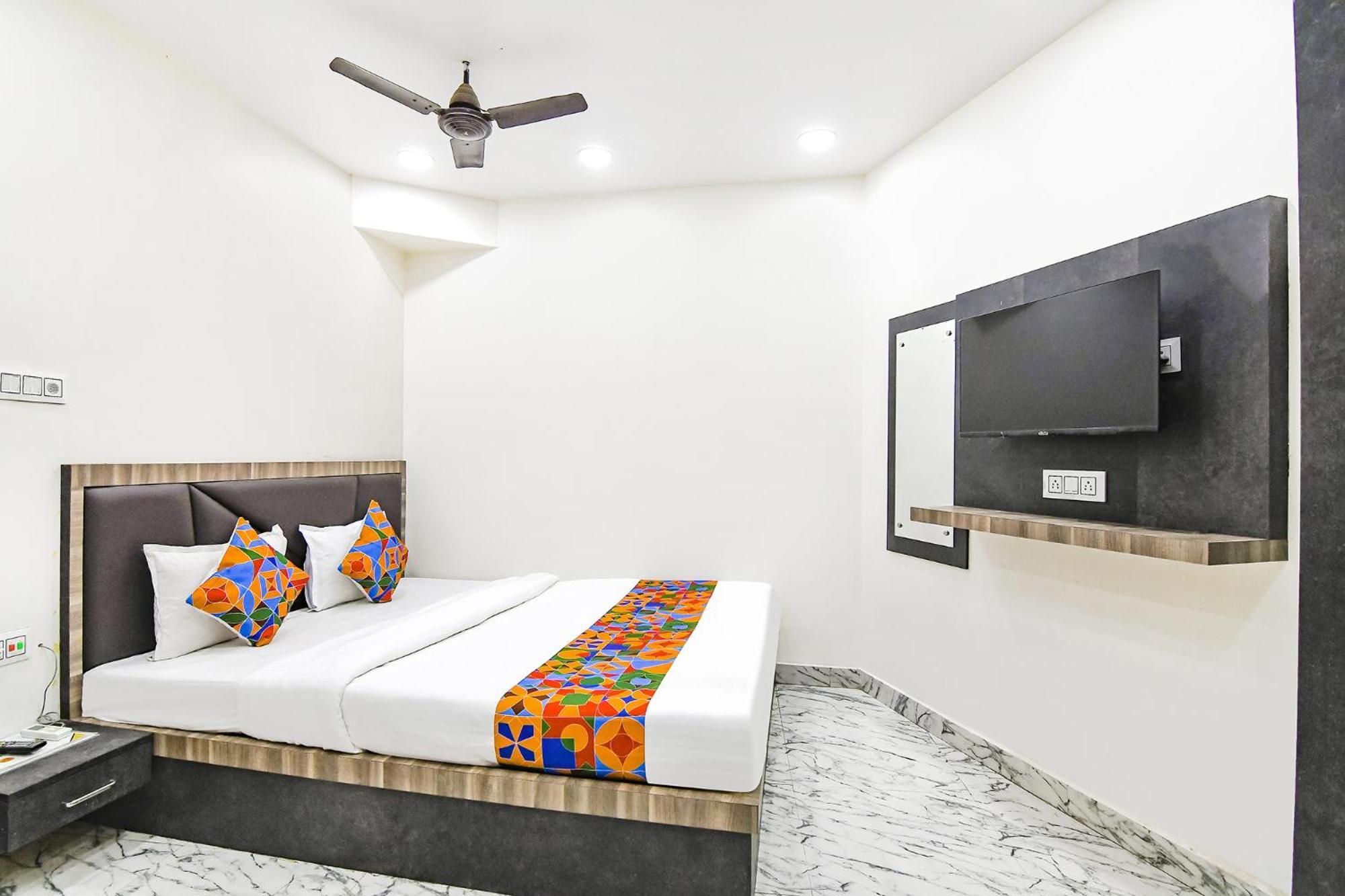Hotel Fabexpress Sr Royale - Nr Sealdah Station Calcuta Exterior foto